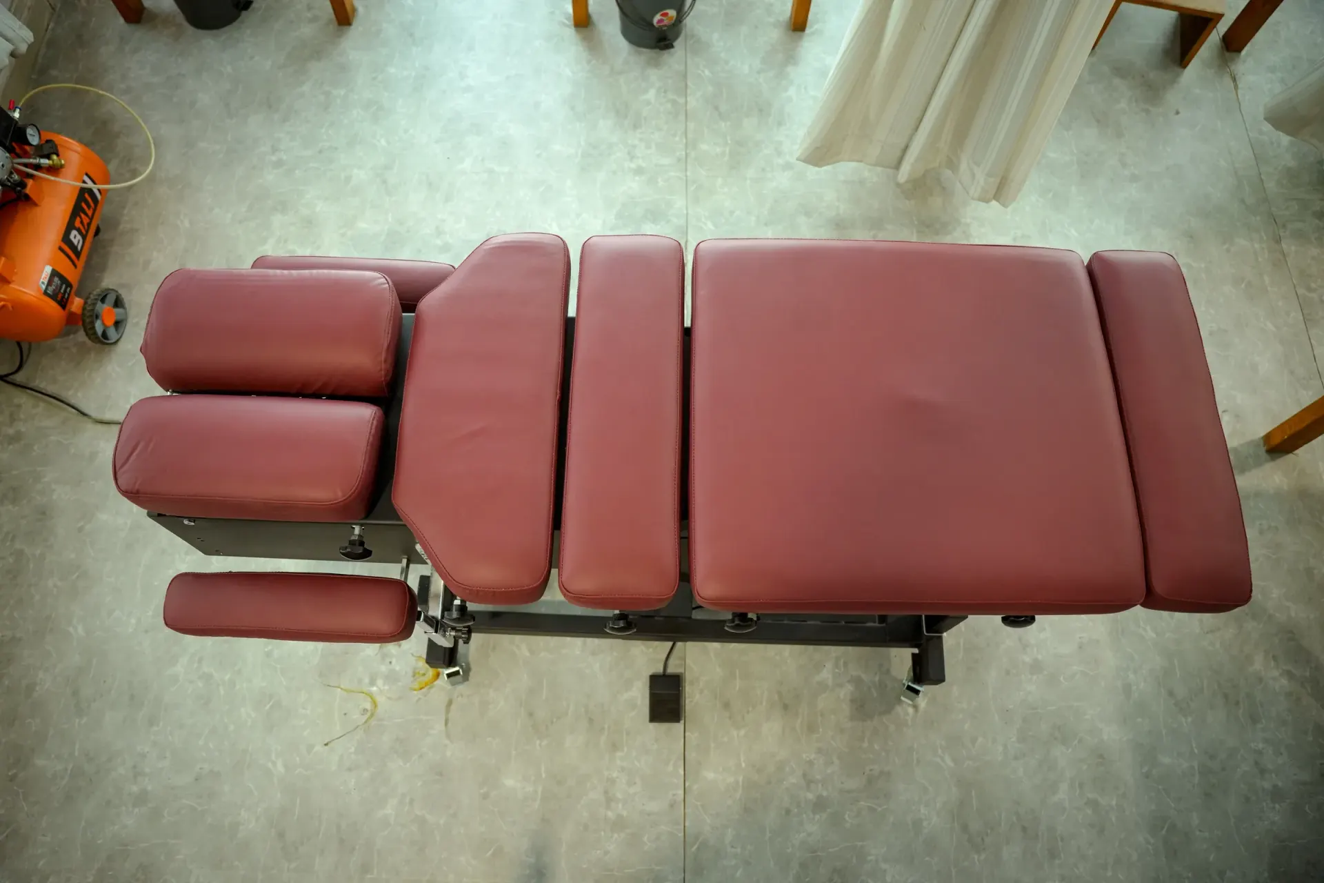 Automatic Chiropractic Air Drop Table — Smart Medicure