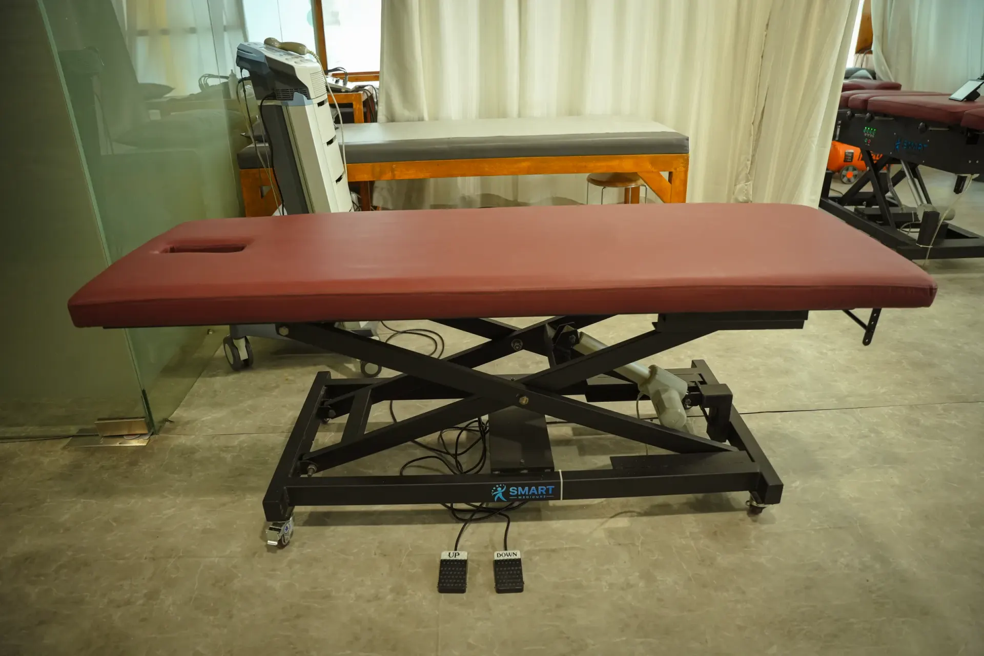 Electrical Height Adjustable Flat Multipurpose Treatment Table — Smart Medicure